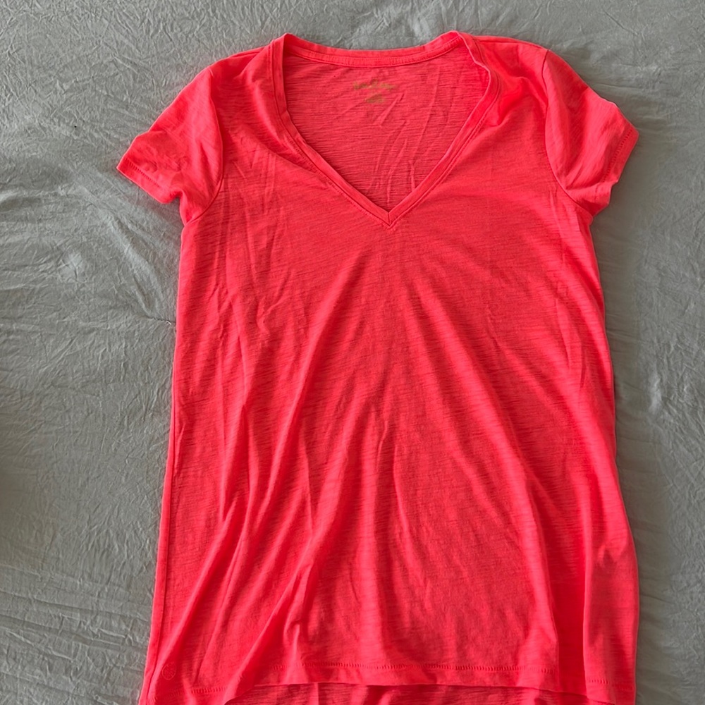 Lily Pulitzer bright tee